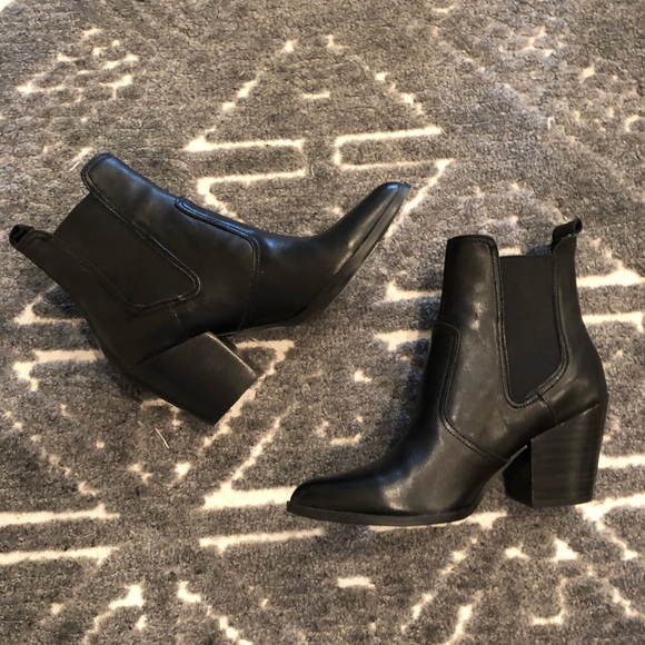 patricia chelsea bootie steve madden